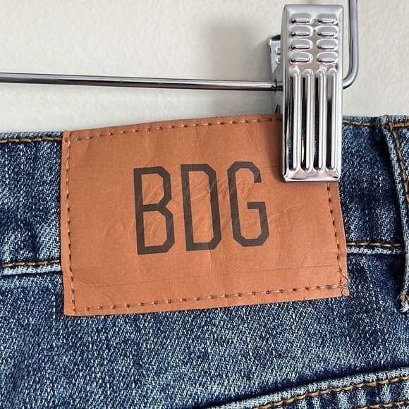 BDG Urban Outfitters Distressed Loose Straight Hi Rise Denim Jeans - Picture 7 of 11